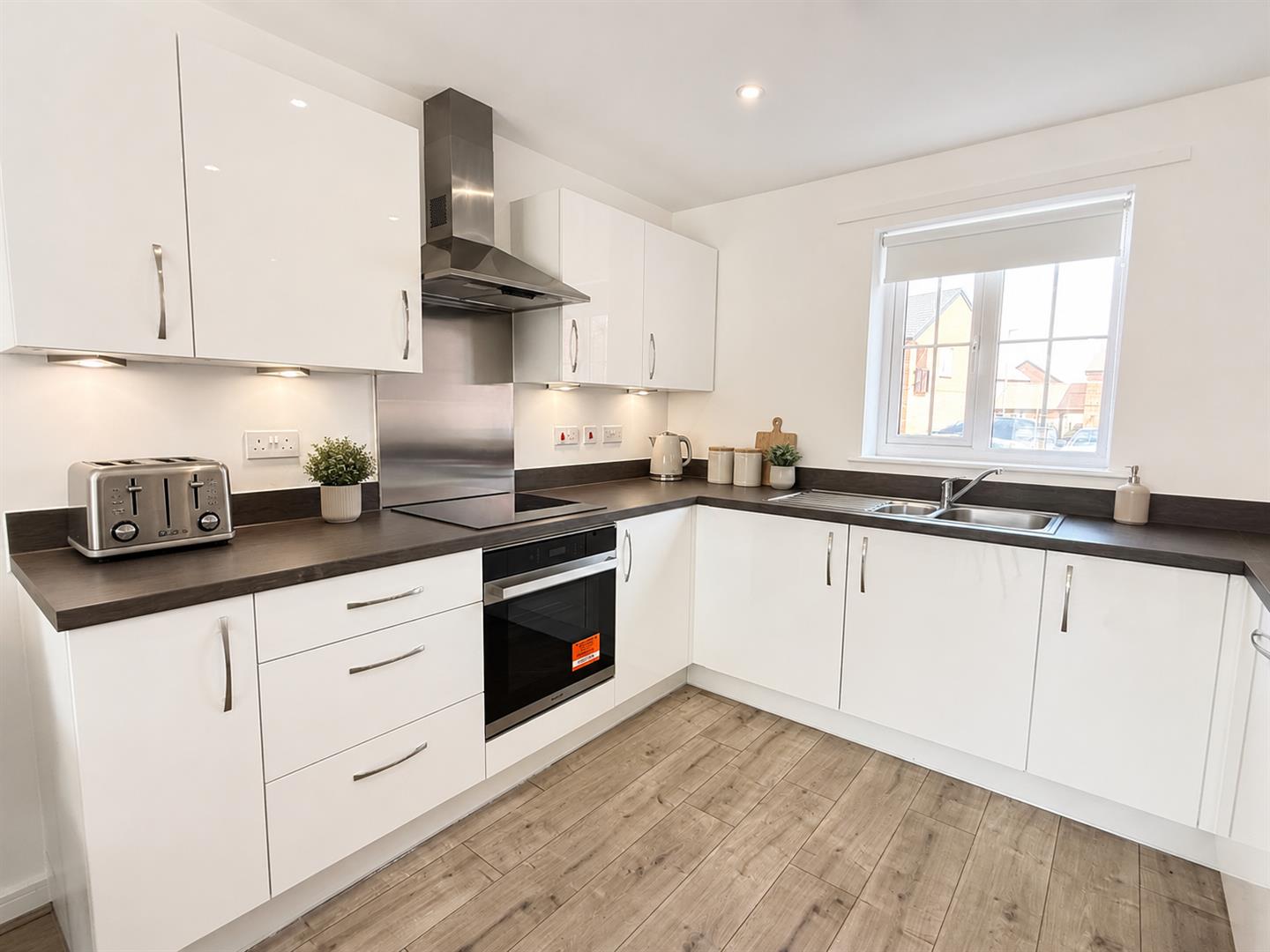 2 Bedroom Apartment